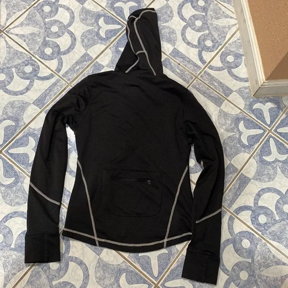 Lululemon athletic - Picture 2 of 3